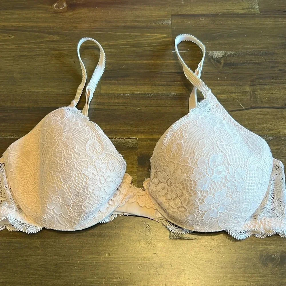 Victoria's Secret Angels IPEX Cream Lace Demi Bra Sexi 36B Wired